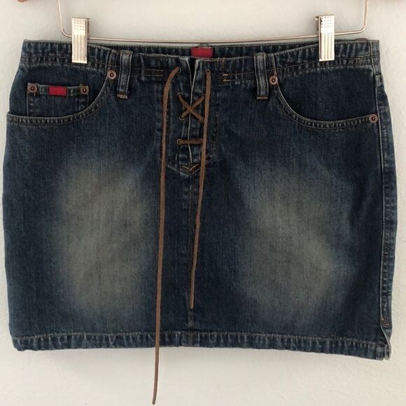 Tilt Jean mini skirt.  Size 7 - Picture 1 of 4